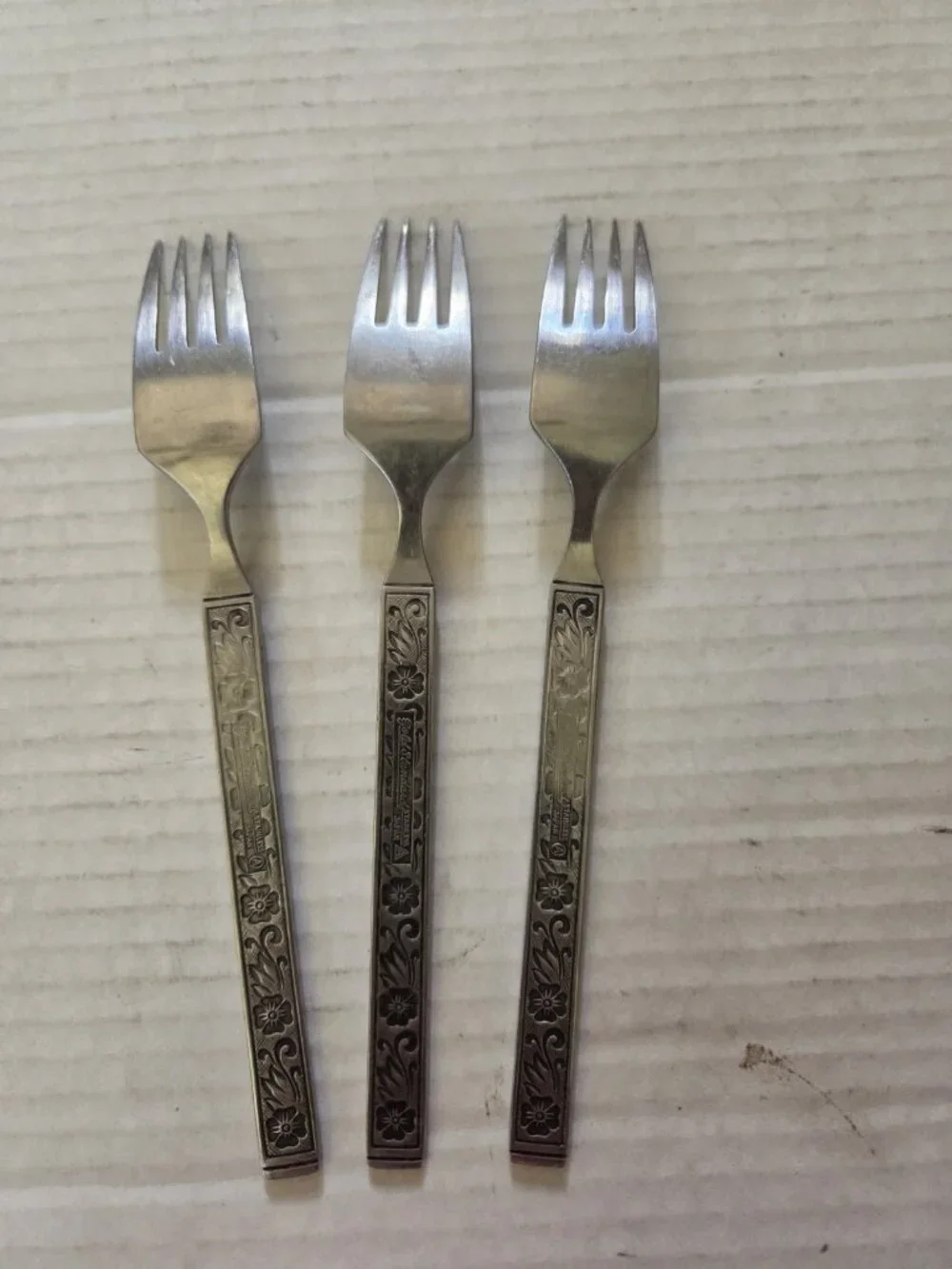 Gold Standard Night Blossom Dinner Forks Set of 3 Japan Flowers